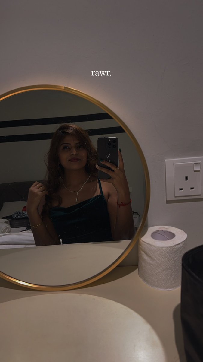 Subashini ♥ tweet media