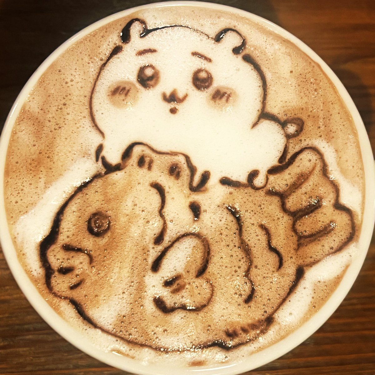 okamo_latte1008's tweet photo. ぴゅー🐟

#ラテアート
 #latteart
 #ちいかわ https://t.co/2fCLflYcmq