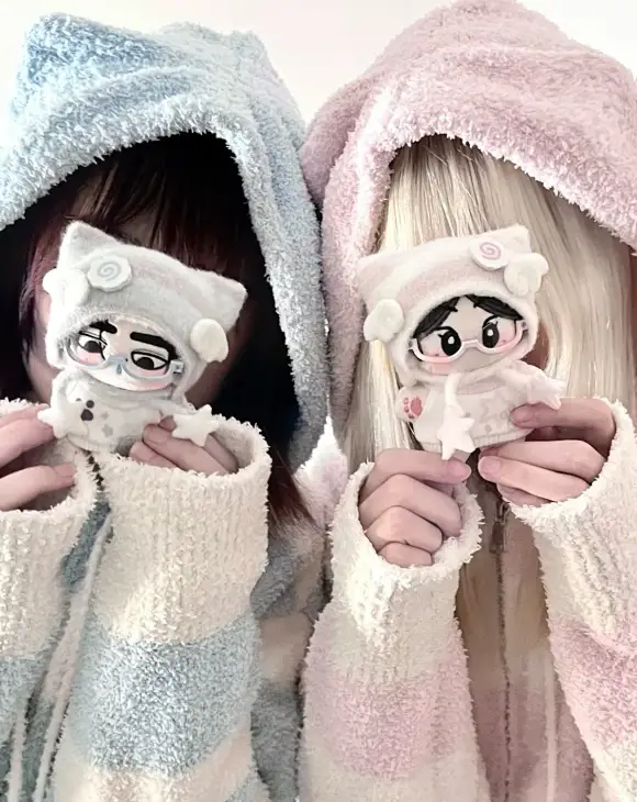 RiRisomsom's tweet photo. 10cm 인형옷 키티 시리즈 재판폼 (~1.13)

RT+참여해주신분들 중 3분께 옷 1벌씩 더 보내드립니다.

옷장주님께 열심히 설득해서 재판 결정되어 오픈합니다 ! ^___^

안경은 재판에 포함되지않으며,
폼 제출 후 15분내 미입금시 폼은 삭제됩니다.

!가품 구매하지말아주세요!

https://t.co/yBjL8knGdi https://t.co/s6SCvqv7Tq