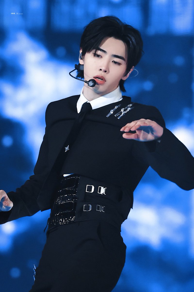 𝑰𝒄𝒆 tweet media