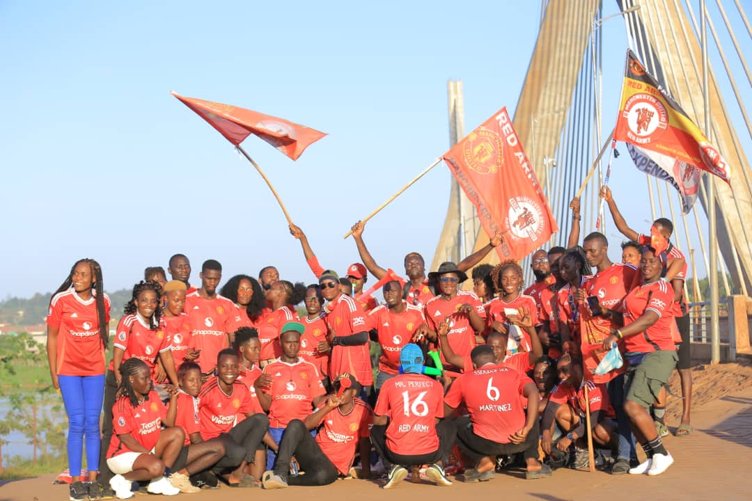 joshuaokurut1's tweet photo. If u can't stand with @ManUtd 🫂 in the lows, plizz don't support us when we're winning 🥰 & lifting trophies 🏆 , thanks Iganga Man Utd fans for the warm welcome 🥳 . #mufcug #MUFC_FAMILY #MufcDieHards #GGMU https://t.co/uz0Knid232