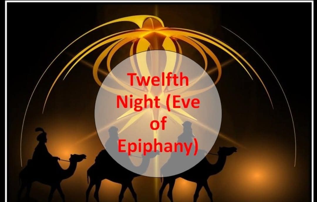ArronUsher's tweet image. Happy #TwelfthNight tonight on the  #EpiphanyEve  

Tonight the Italian Christmas witch #LaBefana will be out on her broomstick delivering sweets to good children but lumps of coal to naughty children.  🧙

🤗 😉