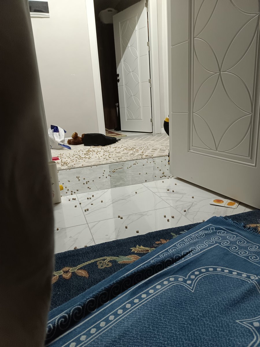 ben namaz kılarken bebemin bana hazırladığı kreatif showu