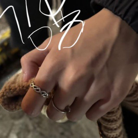 มึง กุเขินแฮชานมากกㅠㅜ วาสนาหนูได้ไหมน้อคนนี้