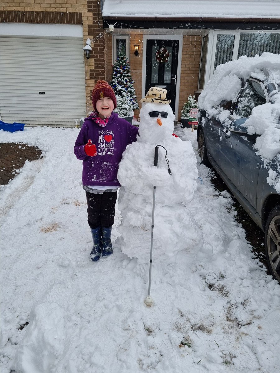 Something to make you smile ⛄ Finally found a use for the canes he had grown out of.  #inclusive #representation #VisuallyImpaired #Snowman #Snow <a href="/RNIB/">RNIB</a> <a href="/PurpleTuesNov/">Purple Tuesday</a> <a href="/VICTAUK/">VICTA UK</a>