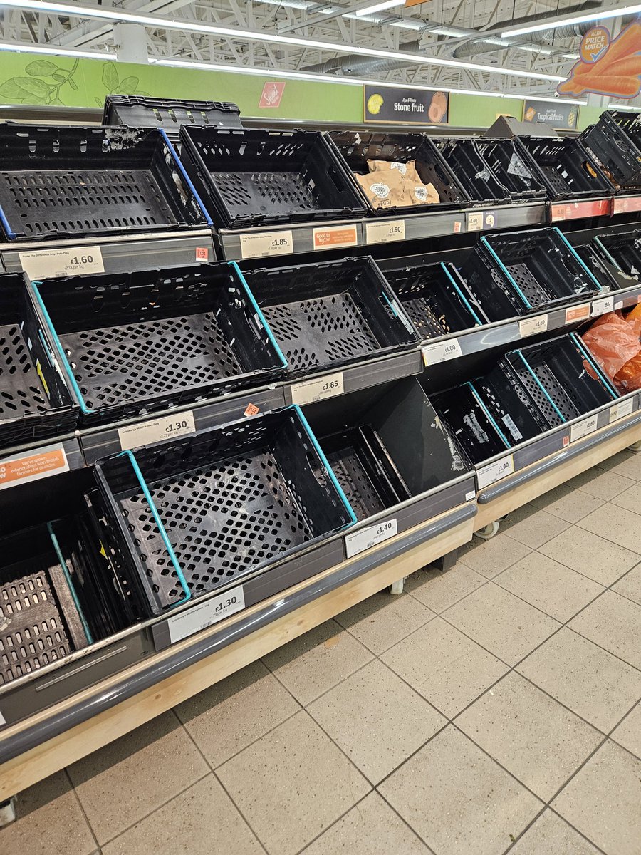 Tony Taylor tweet media