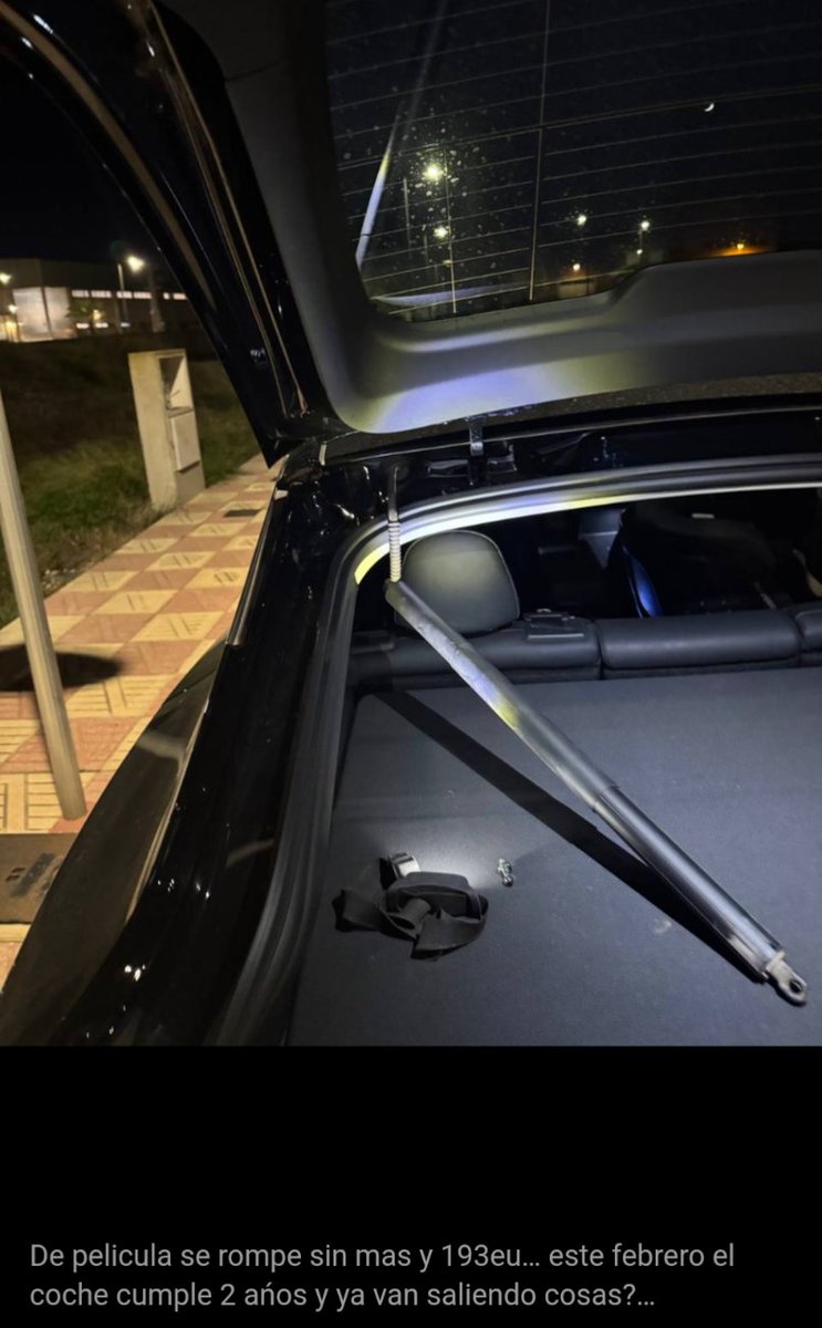 Se le rompe el portón de su Tesla Model Y con menos de dos años. Se caen a pedazos nuevecitos 🤦‍♂️