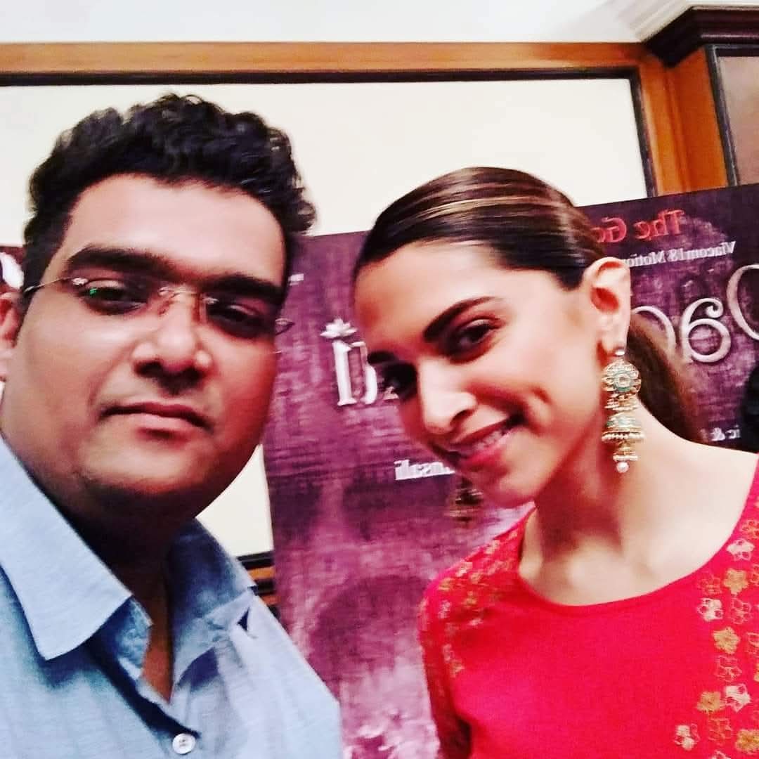 IRBAAZ ANSARI (@irbaazansari) on Twitter photo Happy Birthday to Most Humble Actress I Know <a href="/deepikapadukone/">Deepika Padukone</a> <a href="/THDLIVE_IN/">THDLIVE</a>
#happybirthday #DeepikaPadukone #irbaazansari #deepveer #deepikaranveer #DeepikaPadukone Happy Birthday to Most Humble Actress I Know <a href="/deepikapadukone/">Deepika Padukone</a> <a href="/THDLIVE_IN/">THDLIVE</a>
#happybirthday #DeepikaPadukone #irbaazansari #deepveer #deepikaranveer #DeepikaPadukone