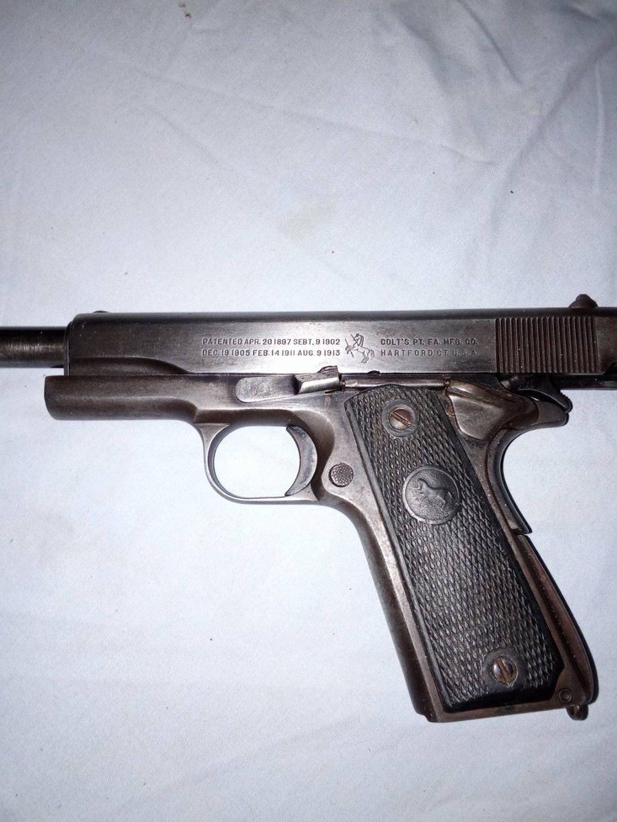 ขุนแผนแสนสะท้าน tweet media