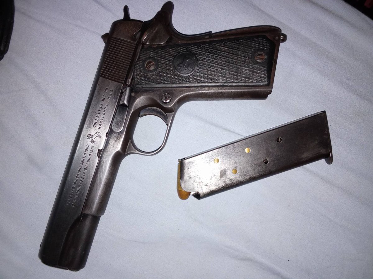 ขุนแผนแสนสะท้าน tweet media