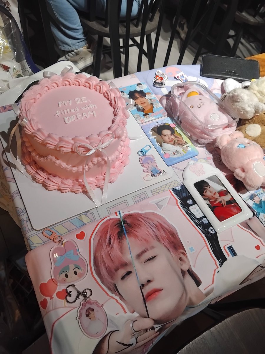 ela_fohaerizen's tweet image. At dahil nga bday celeb I also attended this cutieful CSE! 
@_with7dream