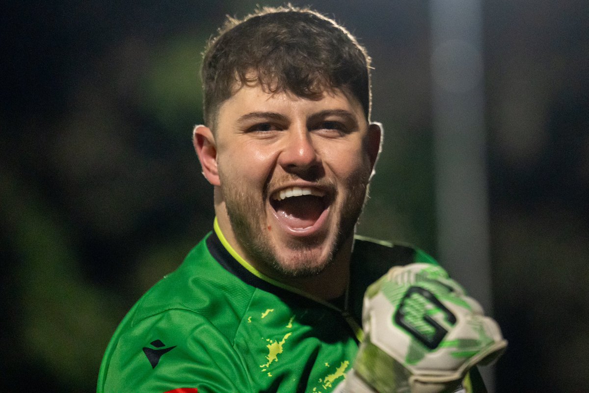 RamsgateFC's tweet photo. That away day feeling 🙌
Another Win, Another Clean Sheet, & Another Big Team Performance! 🐏💪 #awaydays #ramsgatefc
🔴⚪️|#COYR 📸| @atphotography94 https://t.co/PdLgYXRiW2