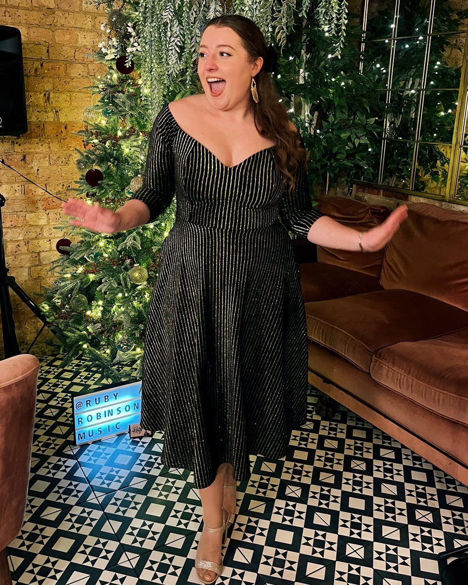 rubythejazzdiva's tweet image. 🍷 The Fancy Fox Patisserie 🍷

I absolutely loved performing back at The Fancy Fox last month! I can’t wait to return again in 2025 - a huge thanks to the lovely team for hosting me throughout the festive season!🎄

#thejazzdivaofourera #rubyrobinsonmusic #livemusic