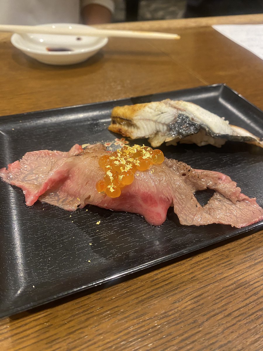 misapist333's tweet photo. 2024年ラストのたける寿司🍣

年末だったのでいつもより豪華に♡
なんと、美味しすぎて涙を流すお客様も😳

2025年一発目のたける寿司は
1/26(日) @新宿

ぜひ来てねーっ❣️❣️❣️ https://t.co/Fvn2PKoZoI