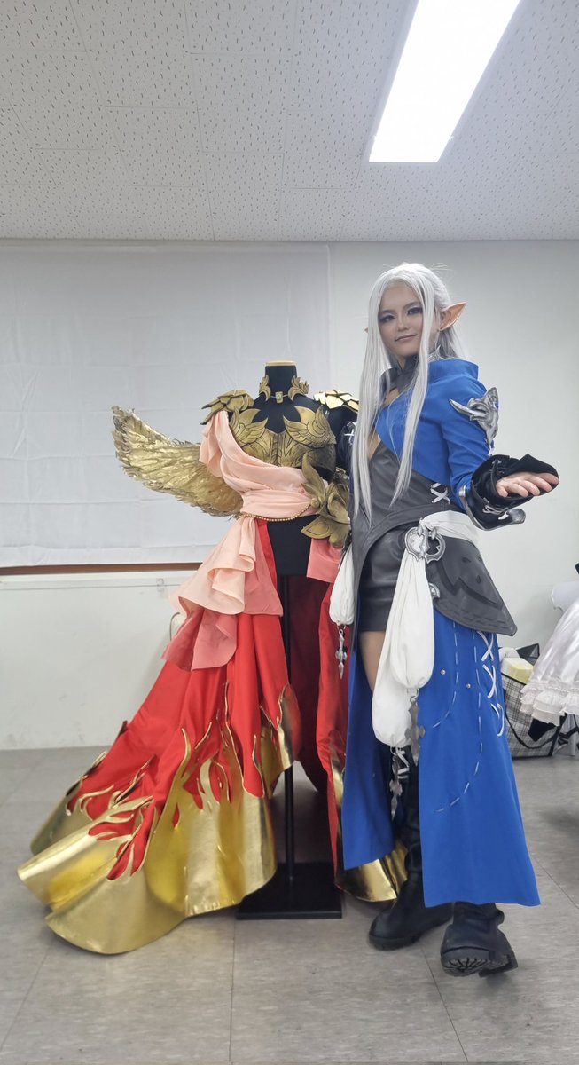 CHASAM_cos's tweet photo. 05 코스 끝!! @1105cosplay 

행사 열어주신 유이님, 수고하신 스텝님들 모두 감사합니다!!

05코스에서 파이널판타지14 아제마 의상전시와 이젤 코스프레를 했습니다. 팀 블루버드 @cosbluebird 부스에 들러주신 모든분들 감사합니다! 앞으로 저희 유튜브 많은 관심 부탁드립니다!
🥳🥳🥳 https://t.co/IyvSYtClln