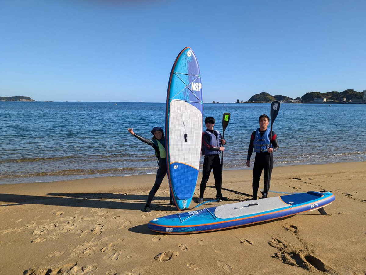 float_fuji_sup's tweet photo. 新年明けまして‥
おめでとうございます🐍
今年も宜しくお願いいたします。
2025年も!良い風🍃良い波🌊良い景色🍀楽しめますよーに❤️💛💚💙💗
#謹賀新年 #自然 #運動 #遊ぶ #楽しむ #海 #絶景 #nature #sports #nsp #nspjp #ocean #float_fuji_sup #floatfuji #beautifulday https://t.co/0Mi92Lul3Q