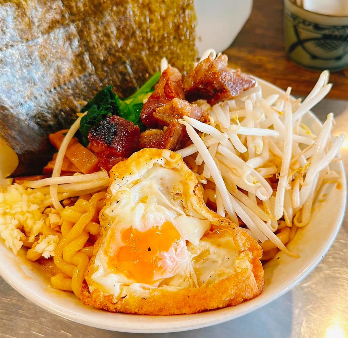 NAGOYASIRUNASI's tweet photo. あけましておめでとうございます🍜
今年もよろしくお願いします！
前のアカウントは何故か消えてしまったのでこちらのアカウントから発信していきます！ https://t.co/47tzs3x7ZW