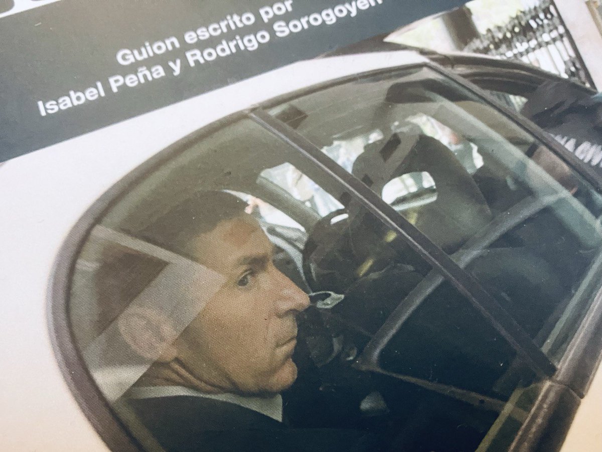 Antonio De la Torre está nominado al Goya por "Los destellos".
Como es tiempo de regalos, lo celebramos sorteando dos guiones en edición de <a href="/setentateclas/">70 Teclas</a> en los que Antonio de la Torre fue protagonista: "El reino" y "La trinchera infinita".
Sigue para saber cómo participar ⬇️