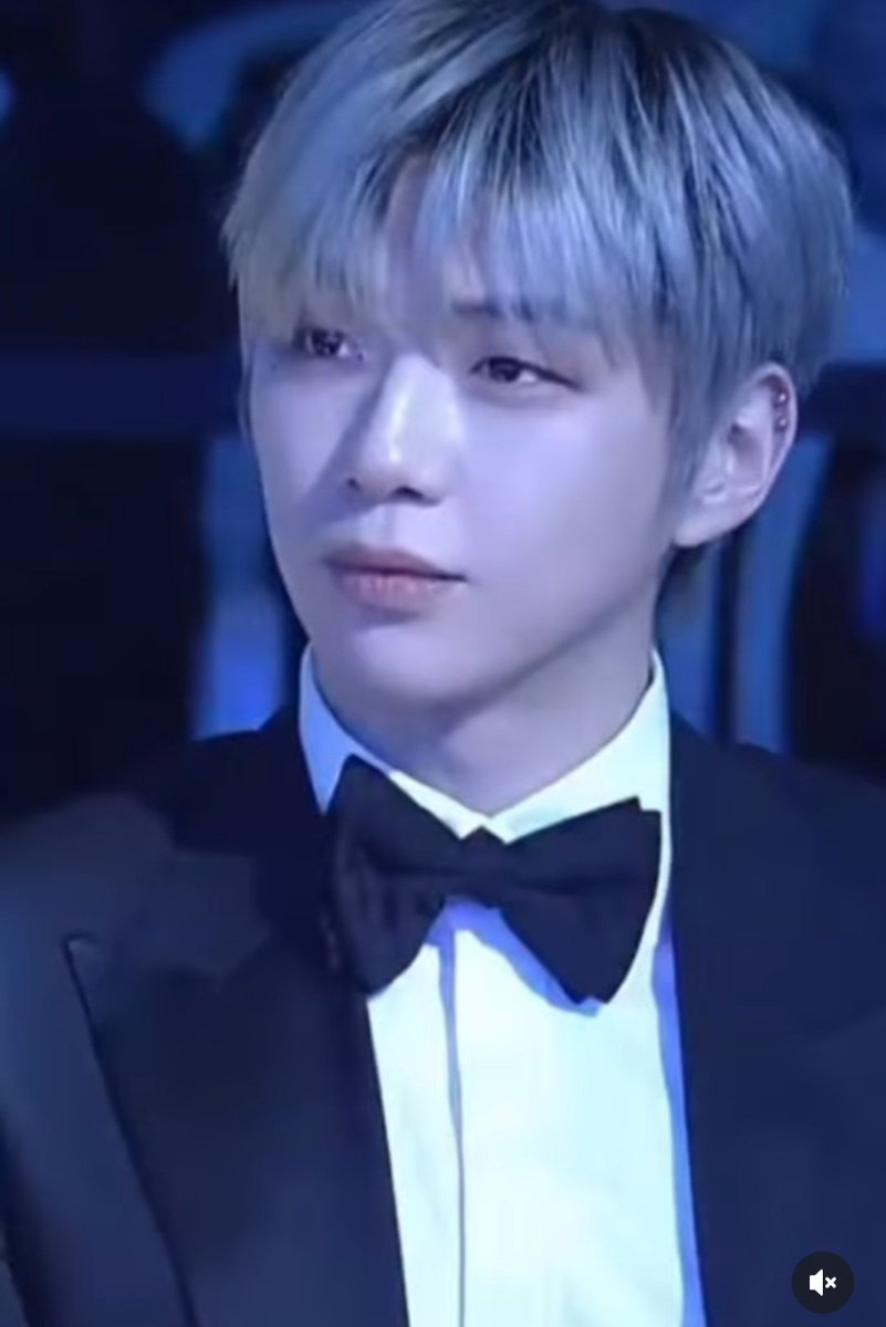 cookie13877351's tweet photo. Kang Daniel  who  always handsome and always stand out  with his innocent looks, and when his eyes 👀 so clearly  close to look he is  definitely so hot 🔥 🥵.
Ctto  frm IG 
@kd_officialx 
#kangdaniel 
#ara
#act 
#flowd https://t.co/luYkt7uEOs