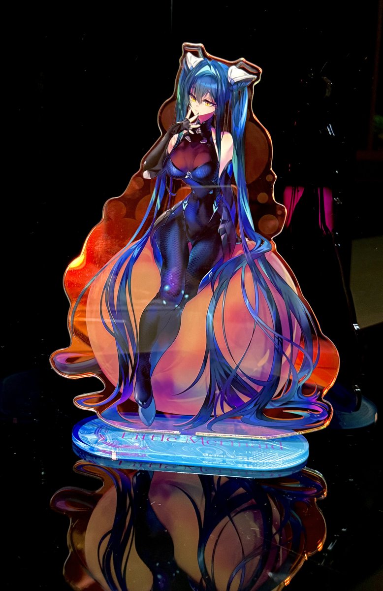 요번에 새로 냈던 굿즈라인✌️ 시간문제로 올드테일즈만 준비해갔었는데 멤버 다 갖추니까 뿌듯하긴하더라구요ㅋㅋㅋ
제작은 꼬리공방(<a href="/ggori_gb/">✨꼬리공방✨</a>)에서 했습니당!