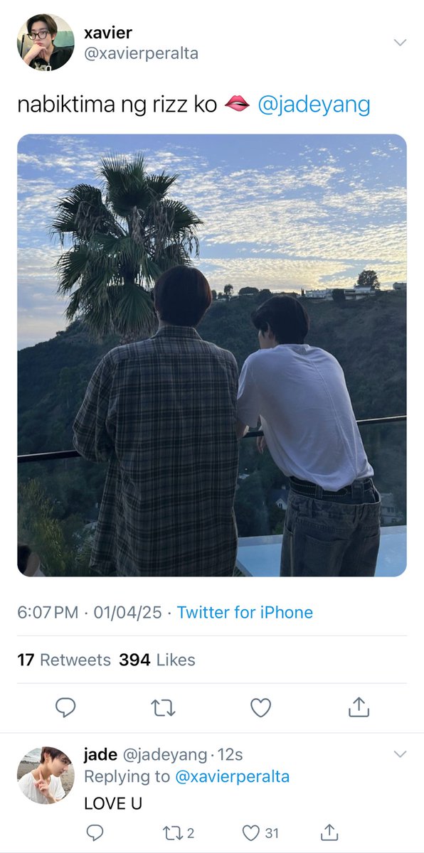 tearsforfeers's tweet photo. a #jaywon au

kung kailangan lang magpanggap na may jowa para mapaamin ka, edi game https://t.co/uBWGcgRUT1
