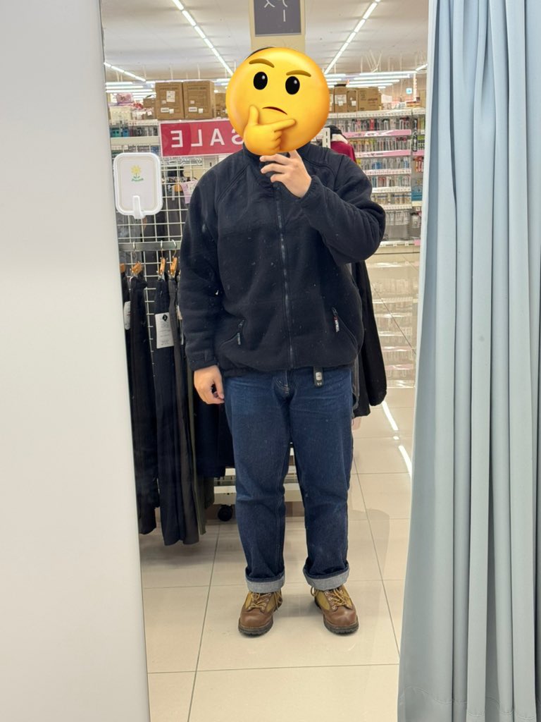 LII00604165's tweet image. ECWCS GEN2 フリース（仮称）
真偽は分かりませんが、せっかくなので着てみました。
なんとも、違和感の多いフリースです。

POLATECの主張が激しい
タグ？がアメリカ海兵隊....などなど
NSNナンバーもおかしく、違和感

ご存知の方お知恵お貸しください。

#ECWCS
#アメリカ海兵隊
#ミリタリー
#古着