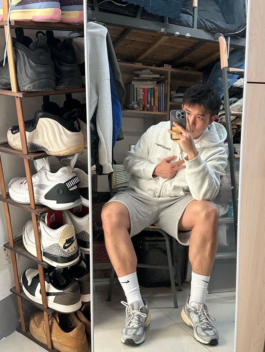 abcd290297's tweet photo. 打球🏀 https://t.co/oQqZ9bdN6b