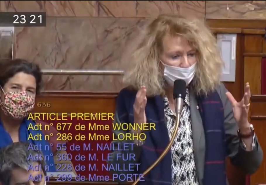 Arreter_Fischer's tweet photo. Il y a trois ans, le 3 janvier 2022, une assemblée de collabos, rémunérés avec nos impôts, faisait le job en huant Martine #Wonner (et/ou en restant silencieux, voire en applaudissant Olivier Véran).
https://t.co/kqVqDNnzSB
Martine Wonner avait osé dénoncer un des crimes contre l’humanité, parmi les plus immondes jamais commis sur des enfants: l’injection de doses adultes du poison doublement expérimental anti-Covid-19 de Pfizer sur plusieurs dizaines de milliers d’enfants (1).
Ce crime odieux a été commis en France, avec l’aval de #Véran; un Young Leader de la Fondation France-Chine (alors administrée, entre autres, par Alain #Mérieux, Édouard Philippe et Laurent #Fabius). Cet individu avait déjà parfaitement intégré les méthodes de la dictature à la tête de ce pays asiatique et dirigée par un ami intime de qui vous savez, n’est-ce pas, Dr. #Raoult (2)?
Aujourd’hui encore, malgré les multiples appels à révéler les données de suivi de pharmacovigilance liées à cette expérimentation abjecte, appels réalisés par la courageuse sénatrice Laurence Muller-Bronn (3), nous n’avons toujours pas accès à ces données; des données qui existent pour tous les autres citoyens, en fonctions de leur tranche d’âge et injectés avec des doses qui correspondaient, selon les fabricants, à leur âge.
1.
30000 (*) enfants français injectés sans AMM en 2021
https://t.co/JDaKdX4RPR
2.
Votre avocat, monsieur Raoult, savait que des milliers d’enfants avaient été injectés hors AMM et avant même que n’arrivent les doses pédiatriques.
Maître Di Vizio savait et … vous pas, docteur ?
https://t.co/Q50HSFj0xy
3.
https://t.co/6oRxcH3DYv
@raoult_didier
@martine_wonner