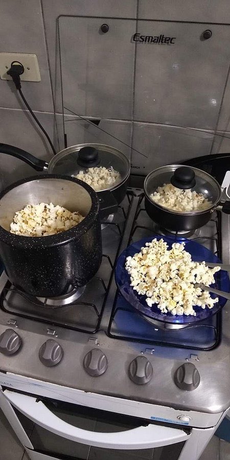 iacervo's tweet photo. meu almoço morando sozinho 🥰😍 https://t.co/nhKIQOra0c