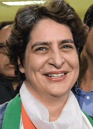 BABULKU74795114's tweet photo. भाजपा वालों से अच्छी सड़क की उम्मीद करना ही मूर्खता है।

रमेश विधूड़ी कह रहे हैं कि प्रियंका के गाल जैसी सड़क बनाएंगे। 
क्या भारत की जनता ने आपको यही उबड़-खाबड़, गड्ढे वाली सड़कें बनवाने के लिए चुना है...?

सड़क बनानी ही है तो, इटली के बार के उस पोल जैसी बनाओ, जिस पर एक राजमाता जवानी में पोल डांस कर कर के भोले भाले भारतीयों को फसाया करती थी 🫡

#RameshBidhuri