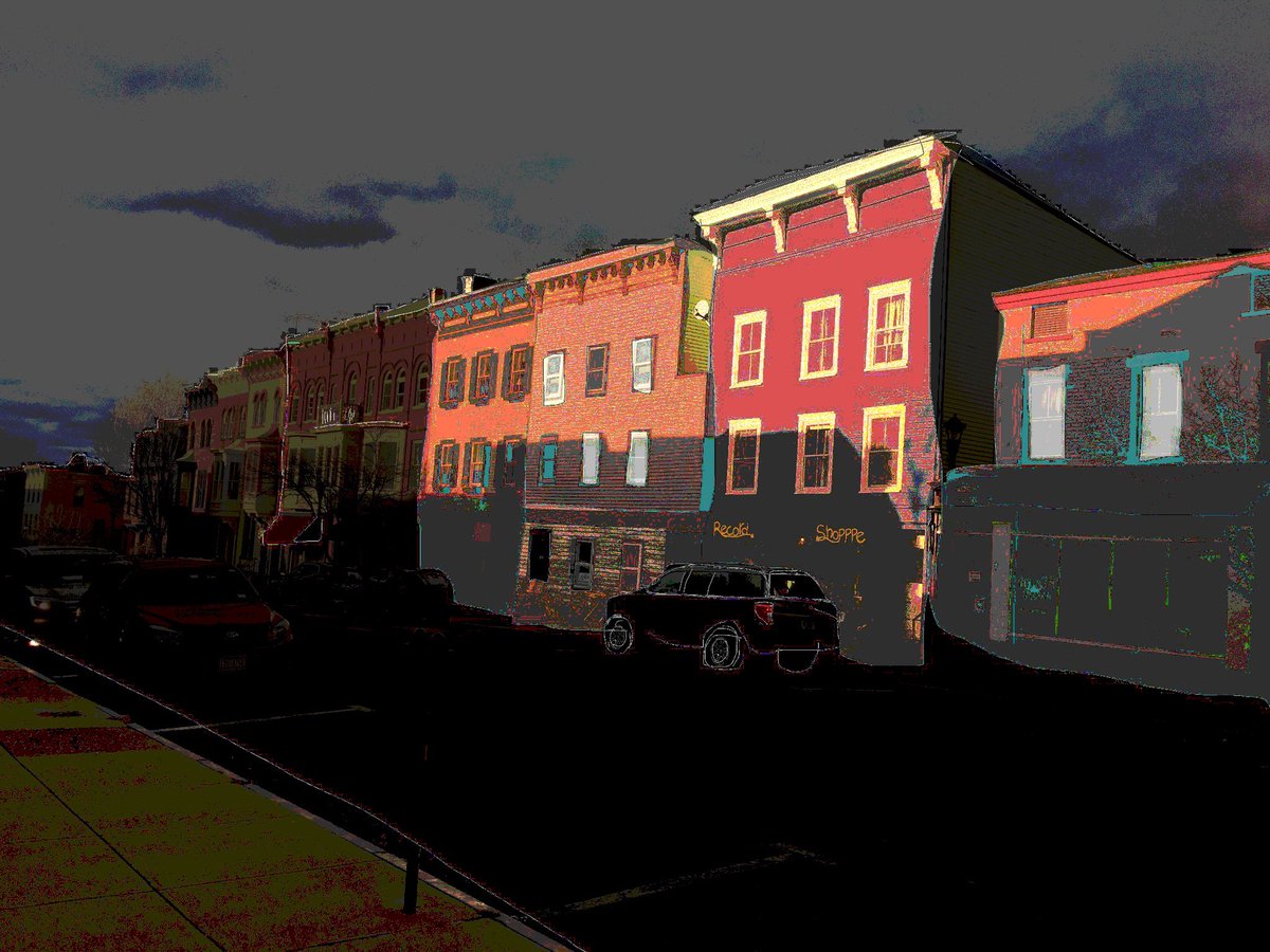 VidorQuentin's tweet photo. #hudsonny #HudsonValley #photograghy #urbanlandscape #sunset https://t.co/2z643H54It
