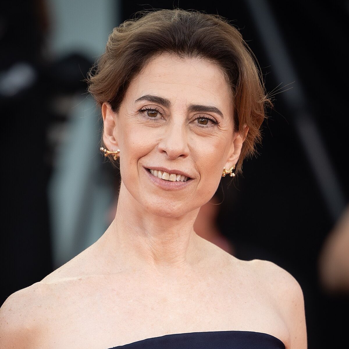 tacomtempoo's tweet photo. 🚨: Globo Ouro 2025! Fernanda Torres concorre ao prêmio de Melhor Atriz em filme de drama e aquece torcida nacional. Será transmitido ao vivo no Brasil às 22h https://t.co/Bg65lSXal9