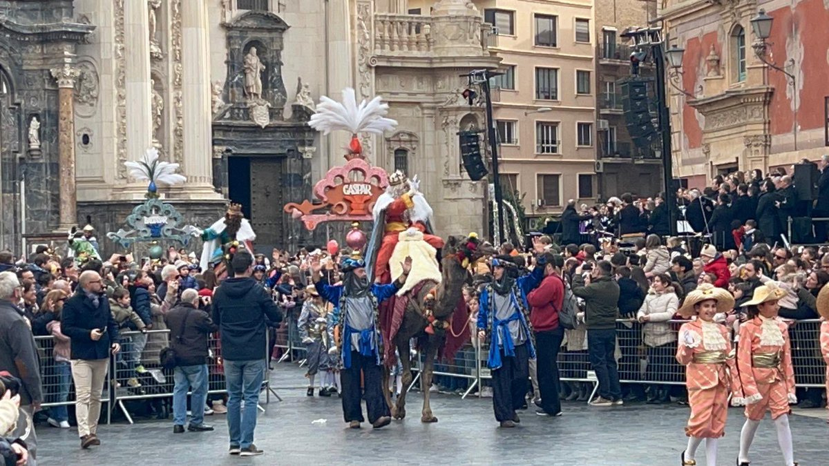VOXAytoMurcia's tweet image. ¡Llegan los Reyes Magos a #Murcia!

Todos los niños del mundo celebran ya que el Niño Jesús ha nacido.

#Cabalgata 
#ReyesMagos 
#FelizNavidad