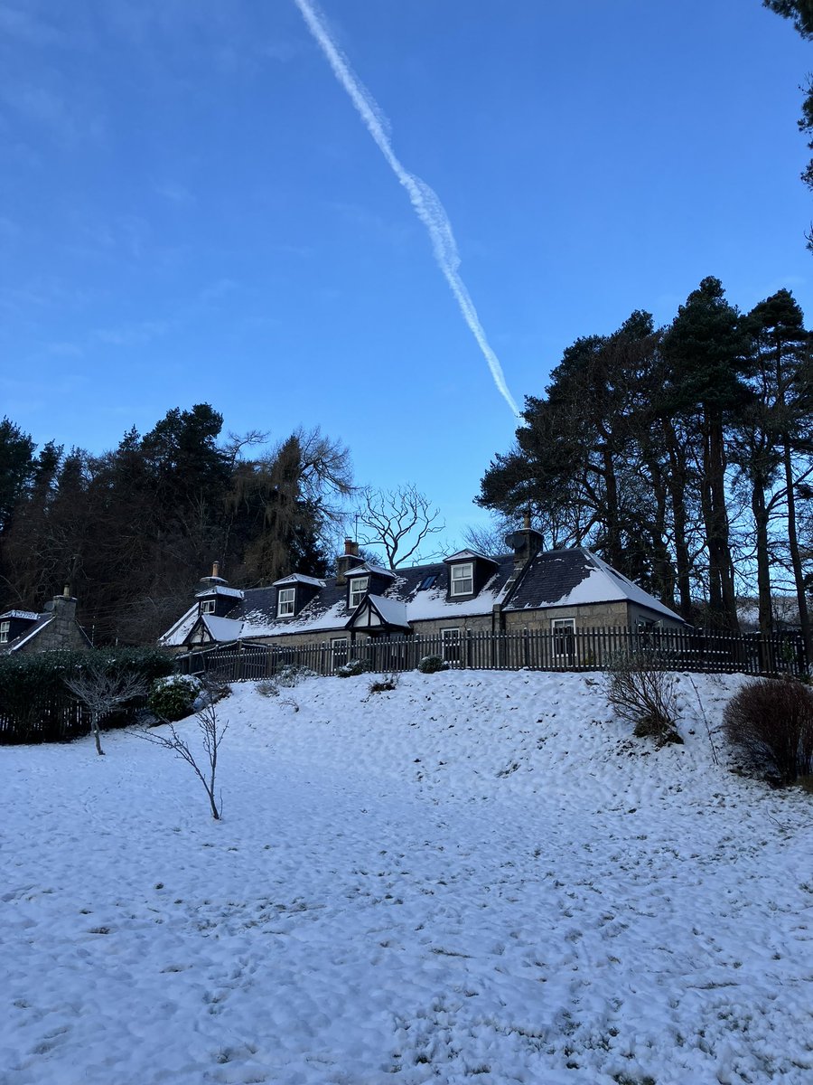 Only -6 in Ballater this morning 😎😎😎