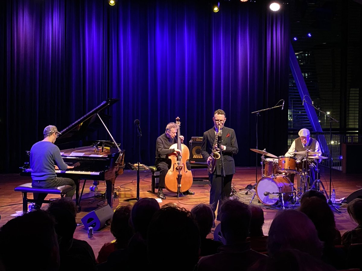 EHBO <a href="/Bimhuis/">Bimhuis</a> #Amsterdam