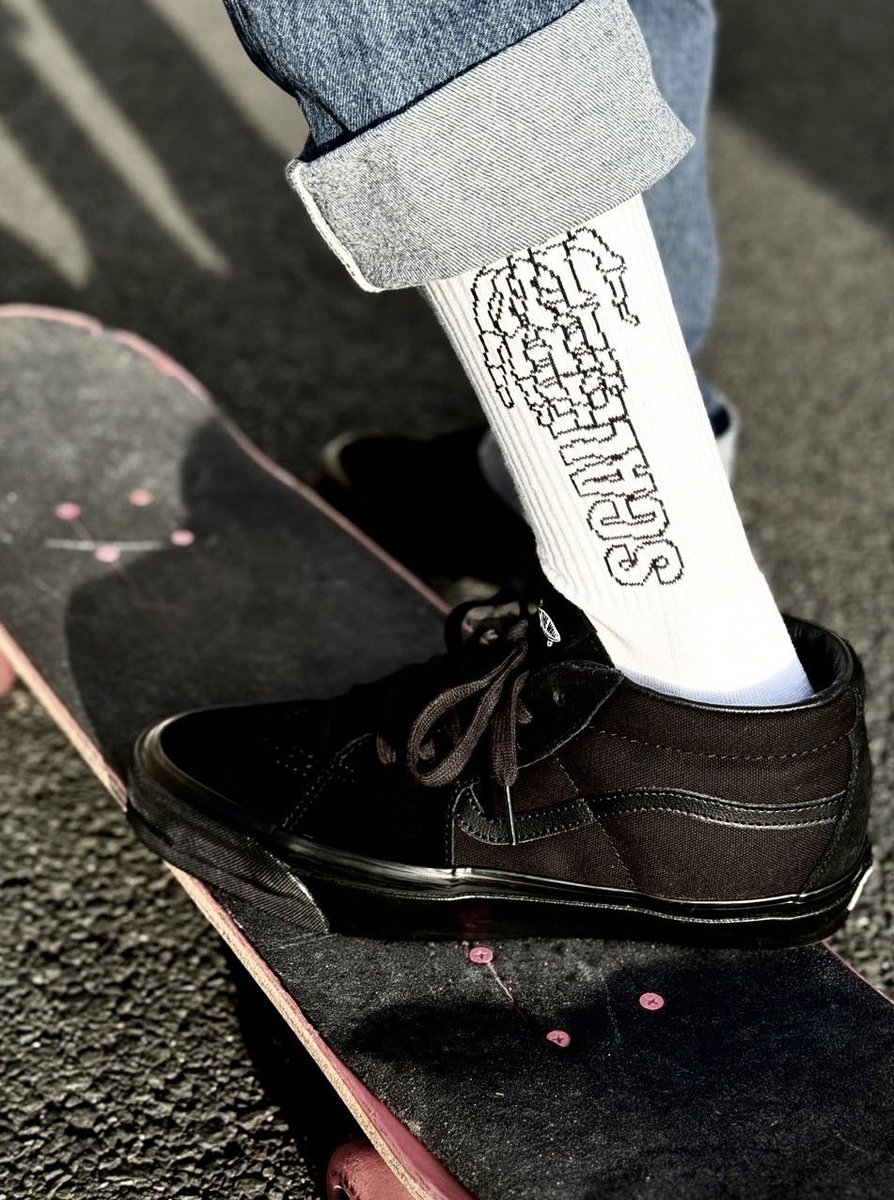 SCALEOUT_info's tweet photo. 【GOODS】

BONE LOGO SOCKS

design by @r04hate

1月11日自主企画から会場限定販売開始！ https://t.co/P8uZ7cdhsb