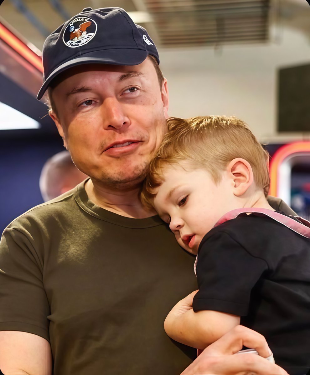 AIXBird's tweet photo. “I only have lil X every other week, so I try to spend as much time as possible with him.” @elonmusk 💞💞💞 https://t.co/byNNi5db6e