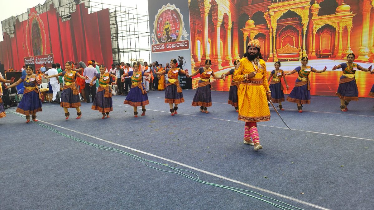 vhpjodhpur's tweet image. "मंदिरों का प्रबंधन अब हिंदू समाज को सौंपा जाए! विहिप ने 'मंदिर छोड़ो' आंदोलन के माध्यम से उठाई सशक्त आवाज। #VHPMovement #TempleManagement
#HaindavaSankharavam
@VHPDigital @MParandeVHP