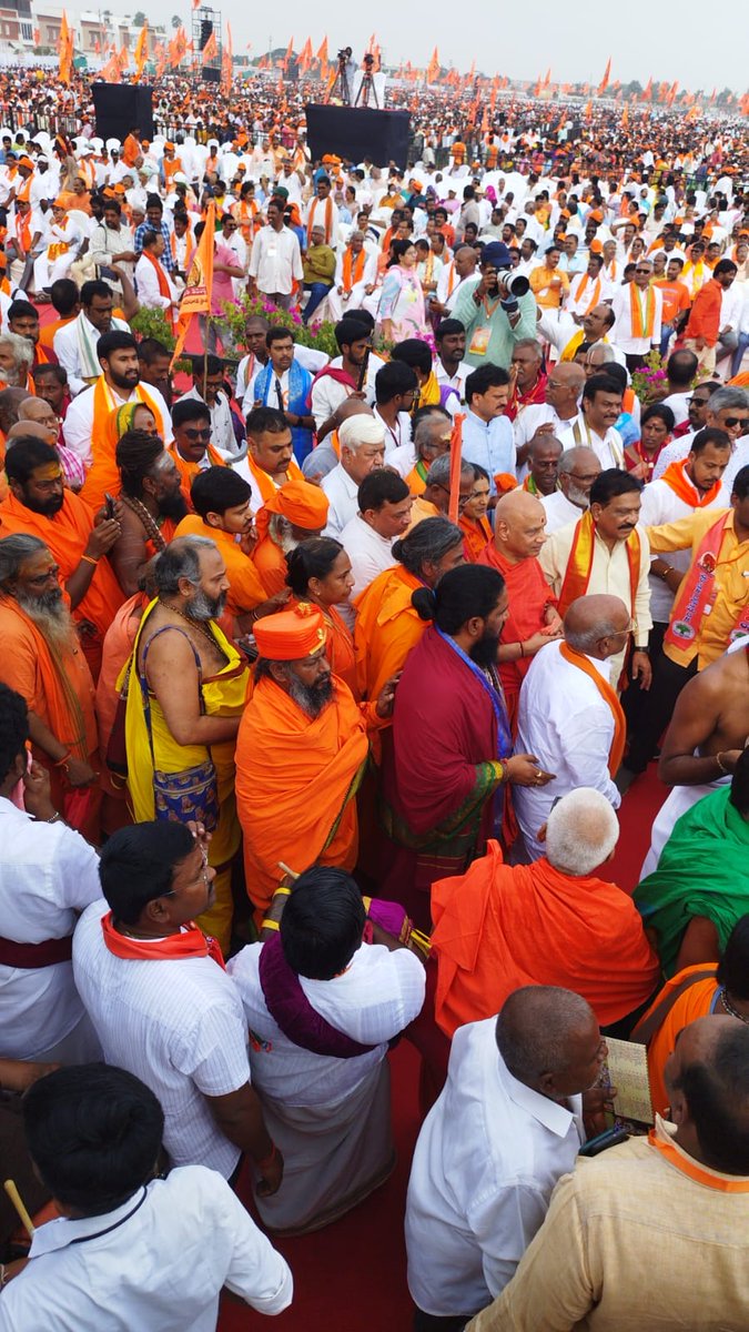 vhpjodhpur's tweet image. "मंदिरों का प्रबंधन अब हिंदू समाज को सौंपा जाए! विहिप ने 'मंदिर छोड़ो' आंदोलन के माध्यम से उठाई सशक्त आवाज। #VHPMovement #TempleManagement
#HaindavaSankharavam
@VHPDigital @MParandeVHP