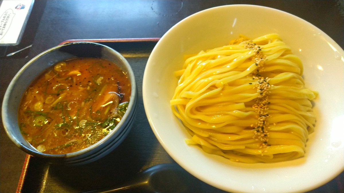 kin5234's tweet photo. 新潟の麺屋いっとう屋に初めて行きました！☺️
新潟でつけ麺初めて食べたけど美味しい！🐍

#新潟 #新潟グルメ #新潟市 #ラーメン #つけ麺 #グルメ #グルメ好きな人とつながりたい https://t.co/N8lEHvkyac