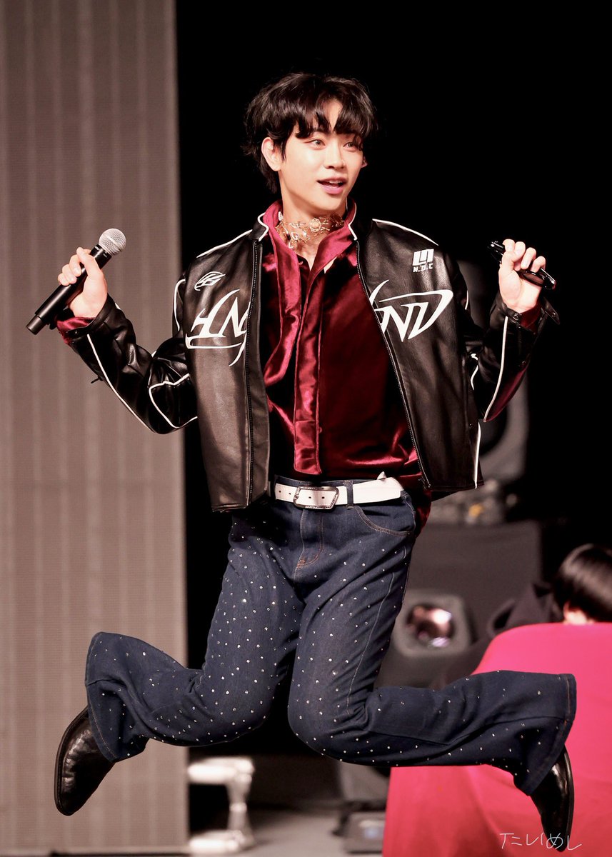 namero_gamusa's tweet photo. ORβIT SECOND LIVE LINK 
2025.01.05 夜 
ルネこだいら 大ホール

ᡣ(^⩊^)𐭩
#ORβIT #ORβIT_LINK https://t.co/COrQvHsDXz