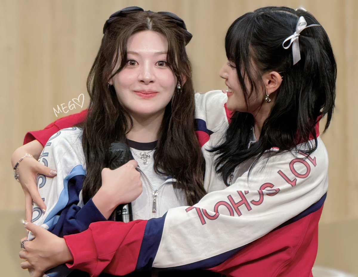 sansangbear's tweet photo. 윤세은즈 왤케 귀엽지>.<

my yoonseeunz 💞

#STAYC #스테이씨 
#SEEUN #세은 #YOON #윤 https://t.co/Sdcfgr1y6I