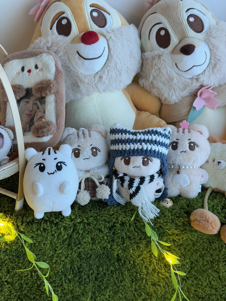 bbangjoozip's tweet photo. 🏠빵주네 집들이🏠
ᴋɪᴍʙʏᴜɴɢᴊᴏᴏ ʙɪʀᴛʜᴅᴀʏ ᴄᴀꜰᴇ 

집들이 찾아주신 많은 분들 감사합니다!
덕분에 무사히 마무리 했습니다 ⑉♥ 

#시린겨울_속_찾아온_병주의_탄생
#빵주가_놀러오라고_해서_와봤어 https://t.co/qC8j4EUxA1