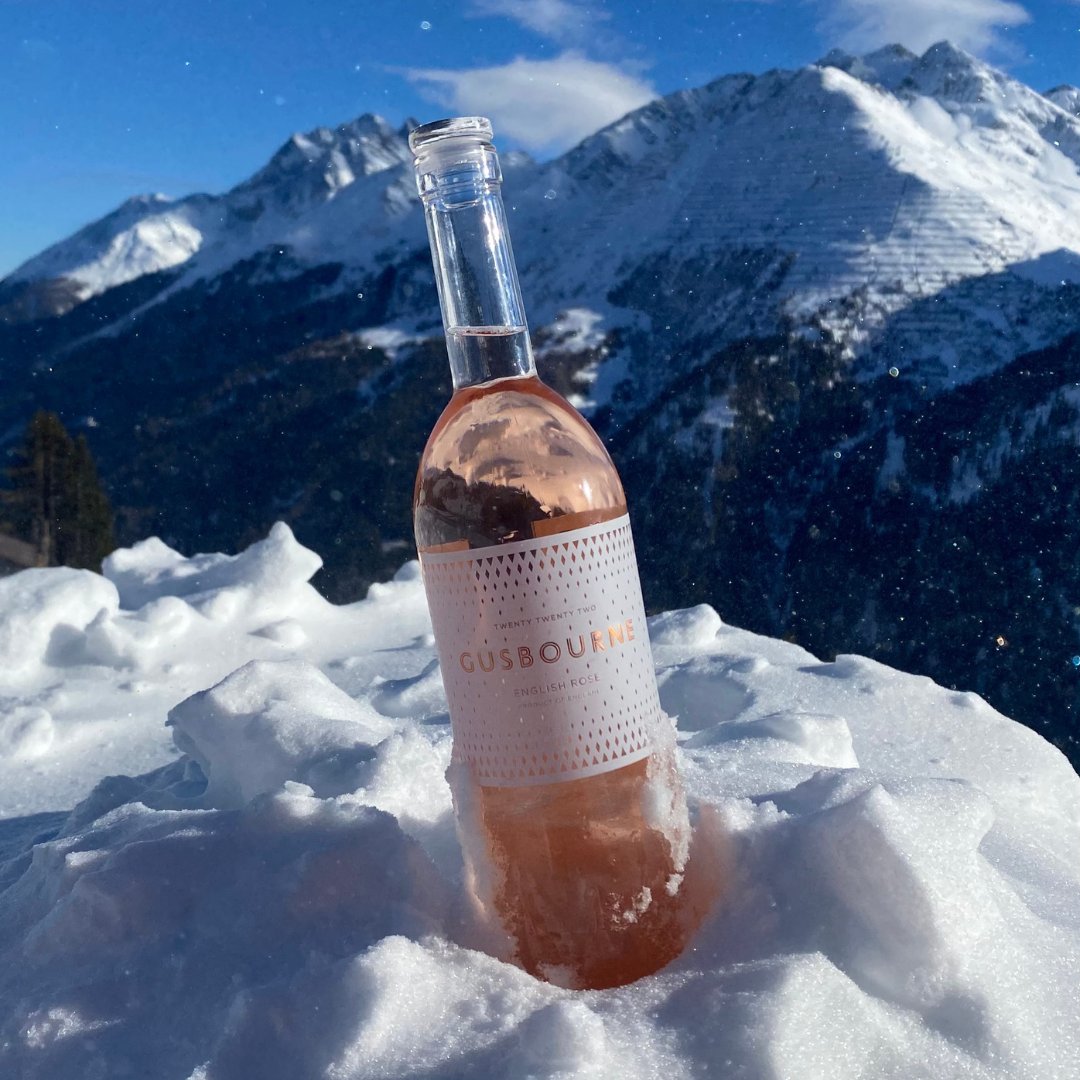 Surrounded by snow-capped peaks and flurries in this most idyllic winter scene from St. Anton, Austria. What better way to capture the moment than with our still Rosé, the perfect embodiment of time and place.