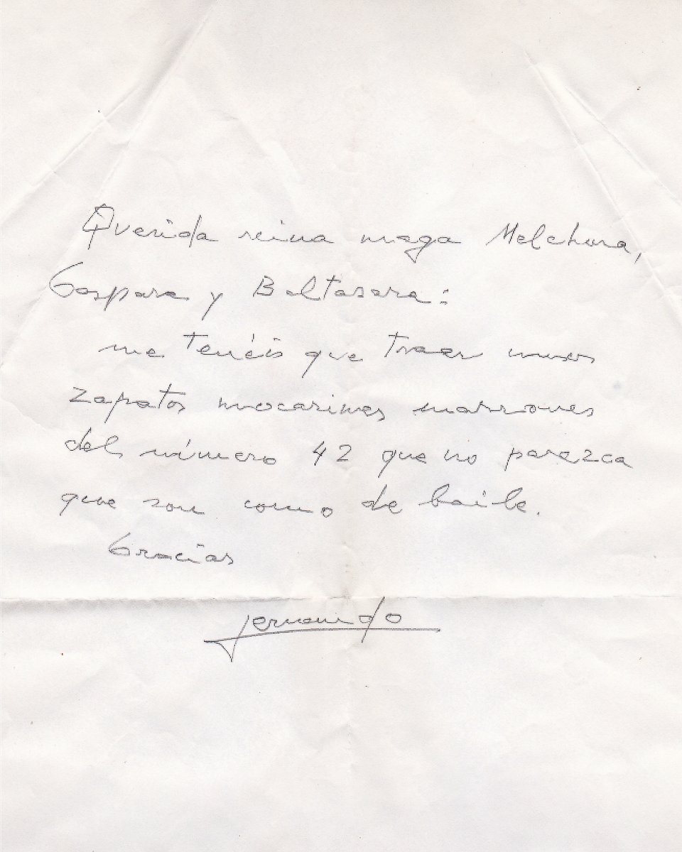 Bien pasados los 80 años, Fernando Fernán Gómez seguía escribiéndoles cartas a los Reyes Magos, año tras año. Aquí va una selección. Ojalá paséis una noche de Reyes estupenda y, como Fernando, jamás perdamos la ilusión por las cosas que nos gustan ❤️