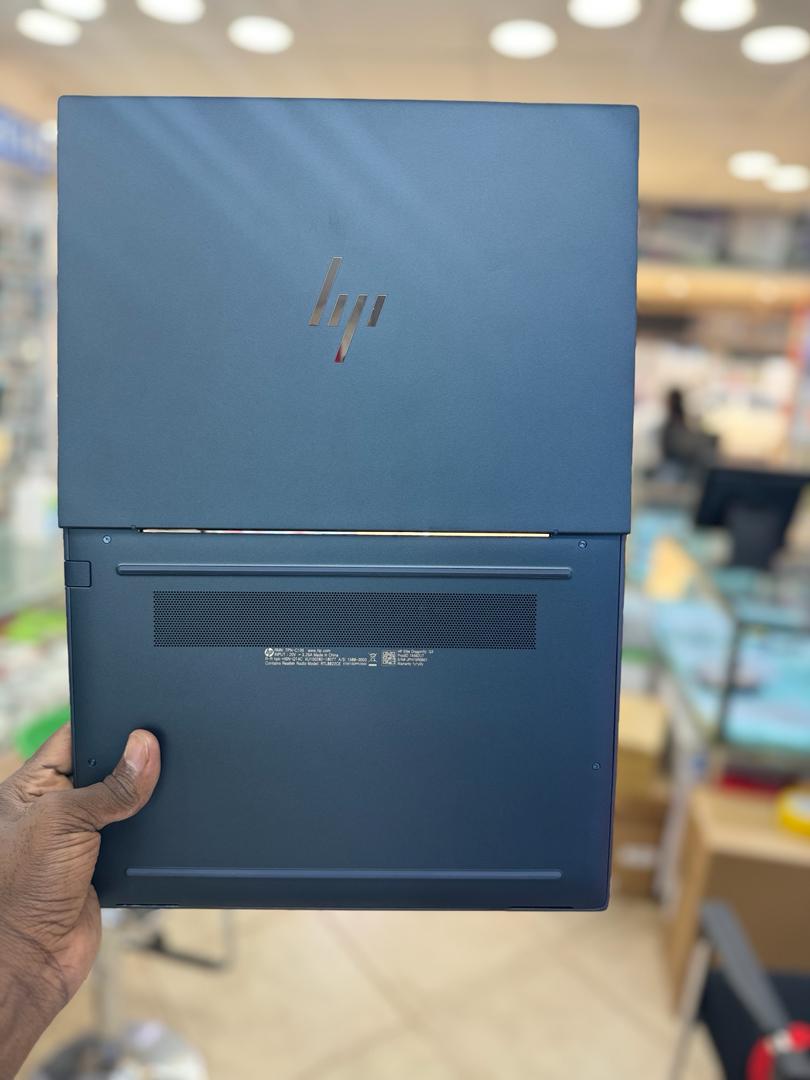 OmakuyuB's tweet image. HP Elite Dragonfly G3, Intel core i7 processor, 12th generation, 16gb Ram ddr4 memory, 512gb SSD hard disk, 13.3inch.
 Brand New, One year warranty 
Call/Whatsapp; 
+256 787653234
+256 753359233