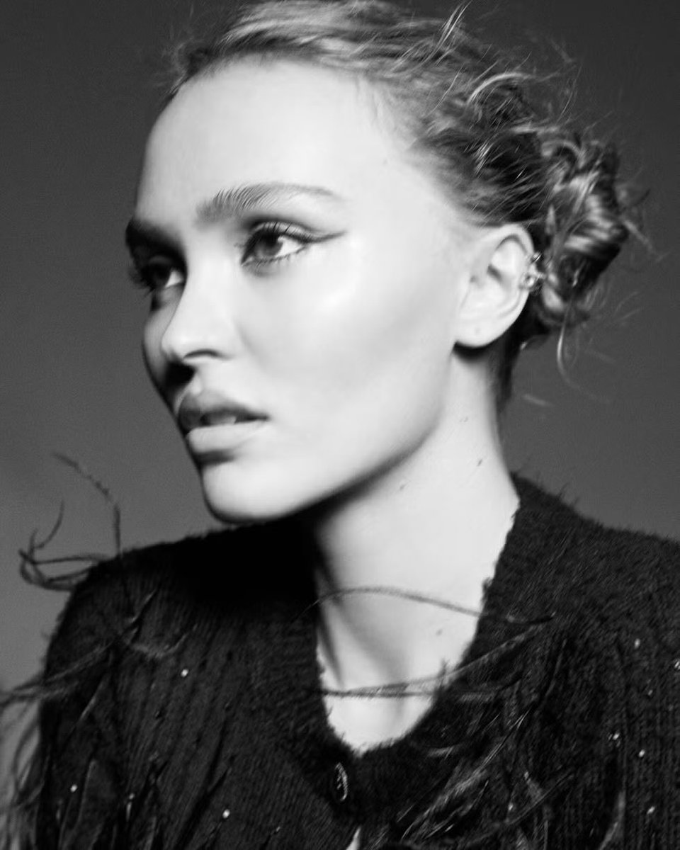 castlefineartt's tweet photo. https://t.co/Si3Vjb847A
It’s really no surprise that Lily-Rose Depp, the daughter of Johnny Depp and the French singer and actress Vanessa Paradis, has a dark side.
But when she breezes into the restaurant of Hotel Café Royal on London’s Piccadilly on a chilly November afternoon, you wouldn’t know it. She has just done a day’s media appearances for her new film, so she’s impeccably made-up, with smoky eyes and not a lock of her slicked-back blonde hair out of place. But she has shed the figure-hugging black Dolce & Gabbana suit she was wearing and now embodies off-duty chic in a vintage Chanel Aran knit and jeans. Minutes after settling down on the banquette with a jasmine tea, she undoes her waistband with a smile and a sigh of relief. “My jeans are so tight – I’m going to undo another button!” she says, laughing. “I’m so sorry. It’s been a long day.” 

In the first scene, a dream sequence, Depp has sex with a monster, suffers a shattering series of hysterics and is strangled by a hideous, claw-like hand.
And that's only the beginning. The story is based on Bram Stoker's Dracula, but the vampire here is a Count Orlok. Depp plays the Mina Harker character Ellen Hutter, and the Count's passion for her drives the story. In the best gothic tradition, blood gushes, coffins burst open, rats devour people in their beds, wolves attack and menace lurks in the shadows.
"I remember hearing that movies are supposed to make you feel something," remarks Depp. "Even if all it does is make you feel totally disgusted, then it's done its job." By that measure,

Aged three, she remembers, she was allowed to watch Edward Scissorhands, a 1990 fable in which her father plays a mutant but benign boy with blades instead of fingers. "I was traumatised by it," she recalls. "Not because I thought he was scary, but because everyone was being so mean to him and I got really upset."
She found the ending - when the townsfolk turn on Edward - so distressing she has refused to watch it ever since. "I remember being petrified by that, which is weird, because I don't have many memories from when I was that young." She pauses to reflect. "It's a difficult childhood memory. Edward's the good guy and Nosferatu's kind of the bad guy, but there's a part of me that feels a little bit of empathy for Nosferatu. I mean, am I sick for feeling that way?" Her father had a long partnership with the director Tim Burton, exploring the supernatural and gory in Sleepy Hollow, Sweeney Todd and The Corpse Bride. Does a fascination for the genre run in the family? "Sure, I guess you could say so," says Depp. "We're very different actors, but of course you're the product of your environment, and it's a world I've always been very interested in." 
#fypシ゚viral 
#Nosferatu 
#LilyRoseDepp 
#JohnnyDeppIsABeautifulSoul
#edwardscissorshand1990