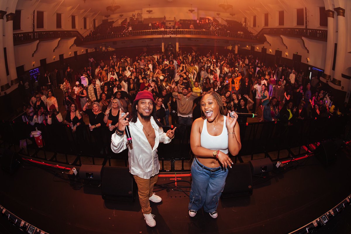 Riverside, CA brought all the vibes to last nights R&amp;B ONLY LIVE show with @tiarathedj and @camthetstmkr 🤩

Do you see your crew?
#RNBONLY