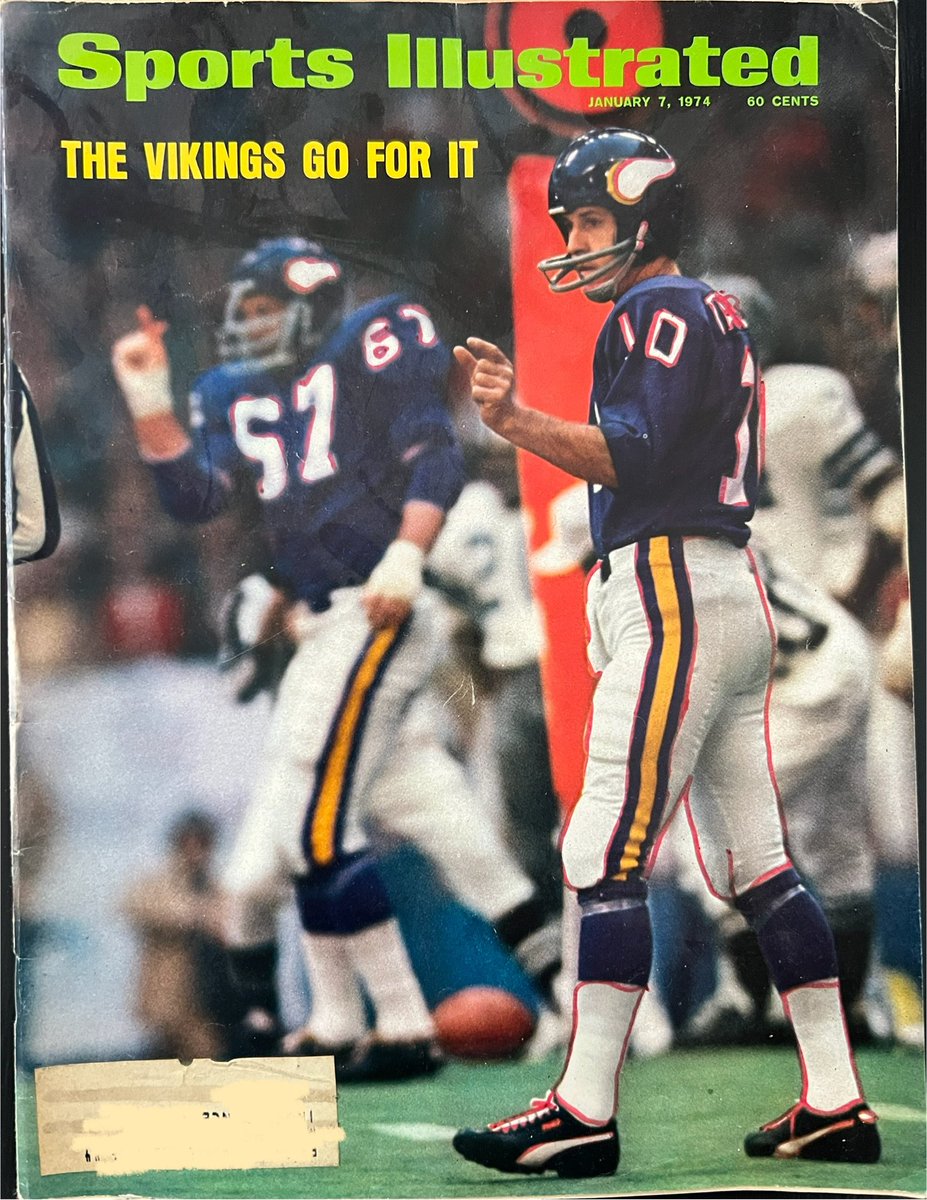 jnavara's tweet image. My wife found this last night searching through a bin from her dad’s collection of magazines. 

What a piece to find on this big day for the @Vikings 

@jzulgad @PhilMackey @DexsTweets @thorku @SKORNorth