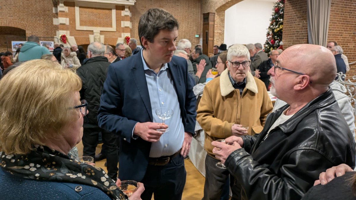 T_Houssin's tweet photo. ✨ Lancement à #Charleval des cérémonies des voeux des maires de la circonscription.
Ces cérémonies sont une belle opportunité de vous rencontrer pour échanger sur l'actualité politique, les difficultés que vous rencontrez au quotidien, vos attentes et vos projets personnels.
Un grand bravo au Maire de Charleval Pascal Calais et à son équipe municipale pour leur réalisations 2024 et leurs projets 2025 ainsi que pour leur accueil.